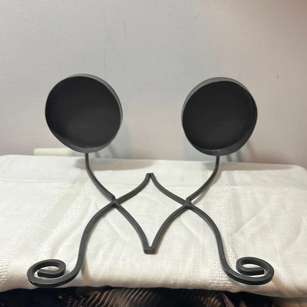 Black Metal Wall Sconce
